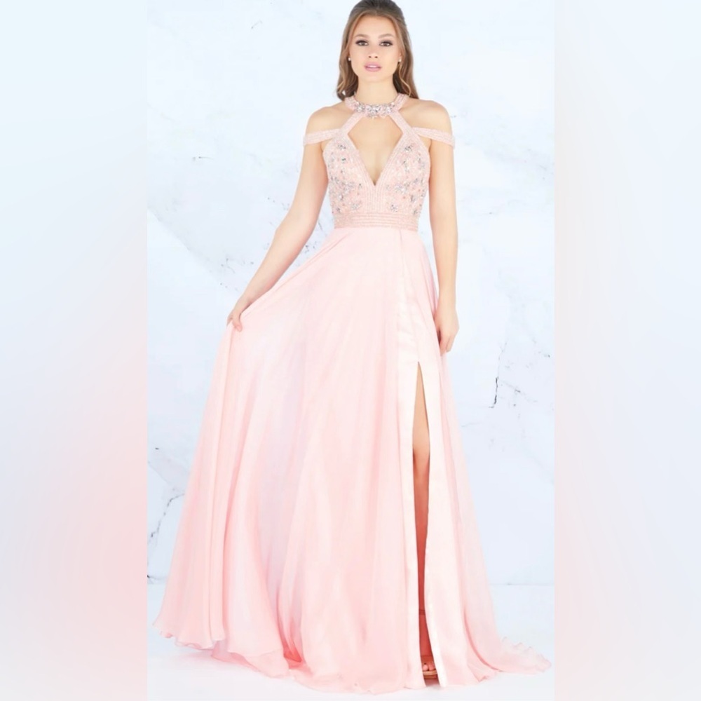 Mac Duggal Strappy Beaded Bodice Down in Blush Pink   Size 8